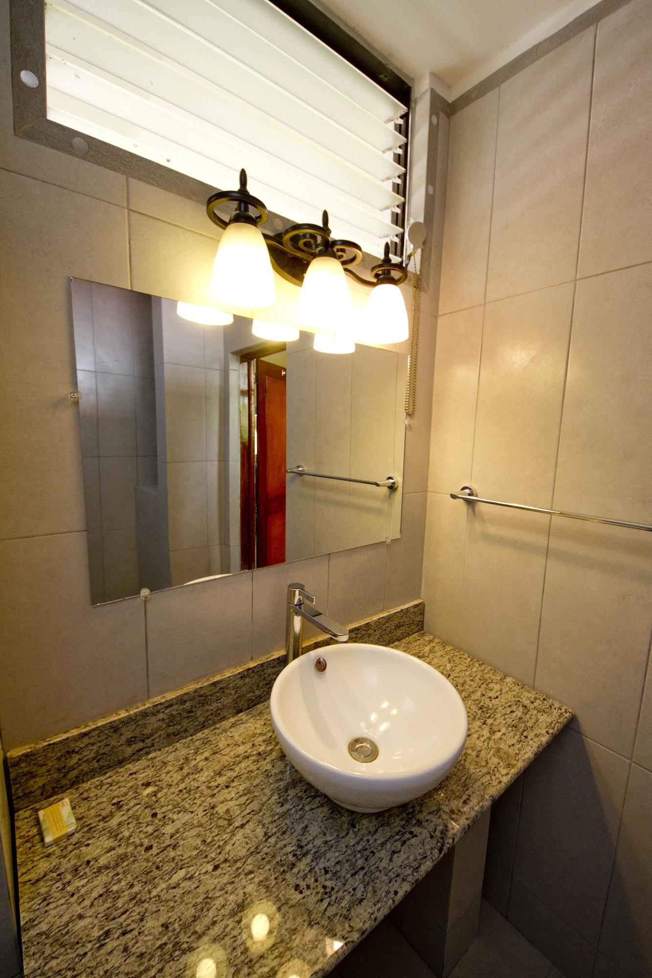 Hotel Mont Joli Cap-Haïtien Dış mekan fotoğraf