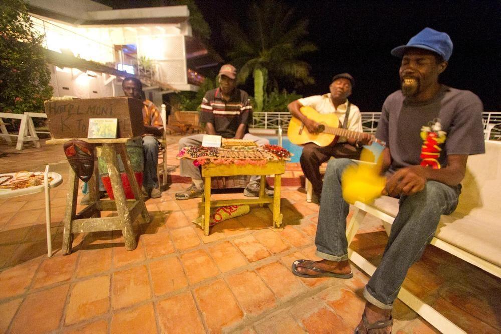 Hotel Mont Joli Cap-Haïtien Dış mekan fotoğraf